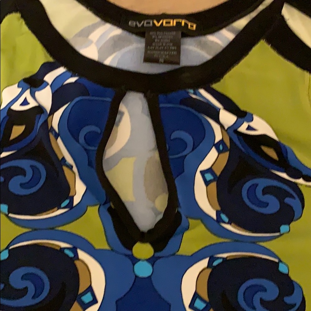 Tunic - Picture 4 of 6